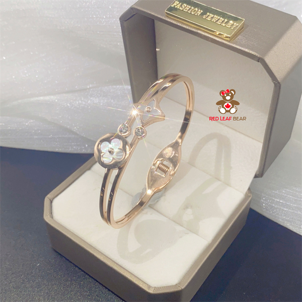 18K Gold Plated Stainless Steel Cuff Bracelet.