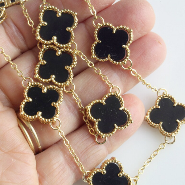 18k Gold Plated TEN MOTIF SHORT SHAMROCK NECKLACE