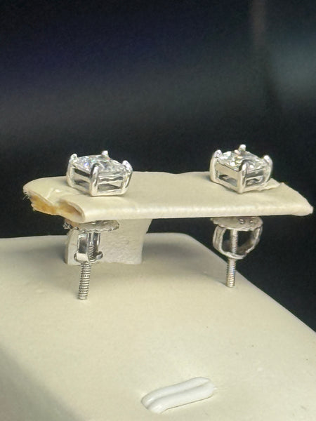 (Half Carat 0.5 Moissanite Diamond Studs Earring. Pass Diamond Test