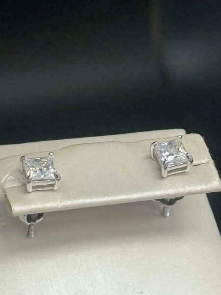 (Half Carat 0.5 Moissanite Diamond Studs Earring. Pass Diamond Test