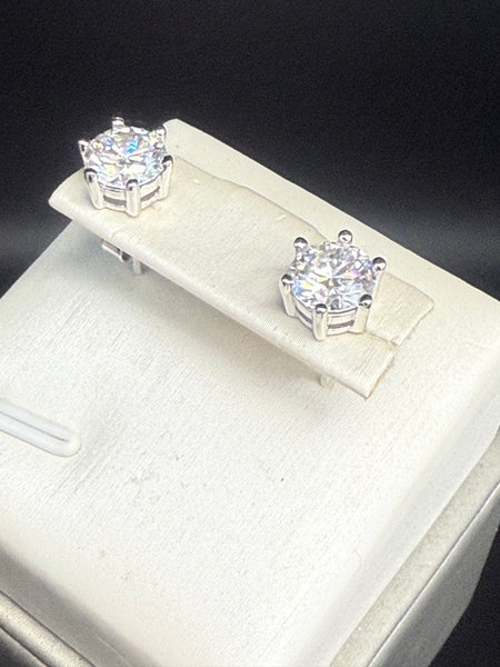6 Prong Setting One Carat 5mm  Round Moissanite Diamond Studs Earring. Pass Diamond Test