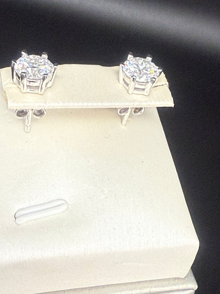 6 Prong Setting One Carat 5mm  Round Moissanite Diamond Studs Earring. Pass Diamond Test