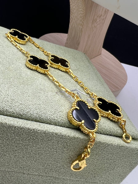 Onyx 18k Gold Plated 5 Clover Bracelet