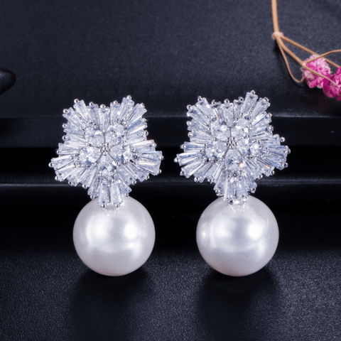 Red Leaf Bear - FREE Shipping Over $75 - Something for Everyone Crystal Big Pearl Earrings.