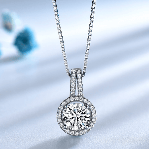 Red Leaf Bear - FREE Shipping - Something for Everyone Necklace Sterling Silver Necklace with 45cm Box Chain.