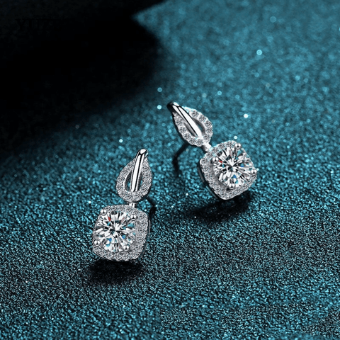 Red Leaf Bear - FREE Shipping - Something for Everyone Square Moissanite Diamond 1.6 Carat Excellent Cut Diamond Test Passed Colour Drop Stud Earrings.